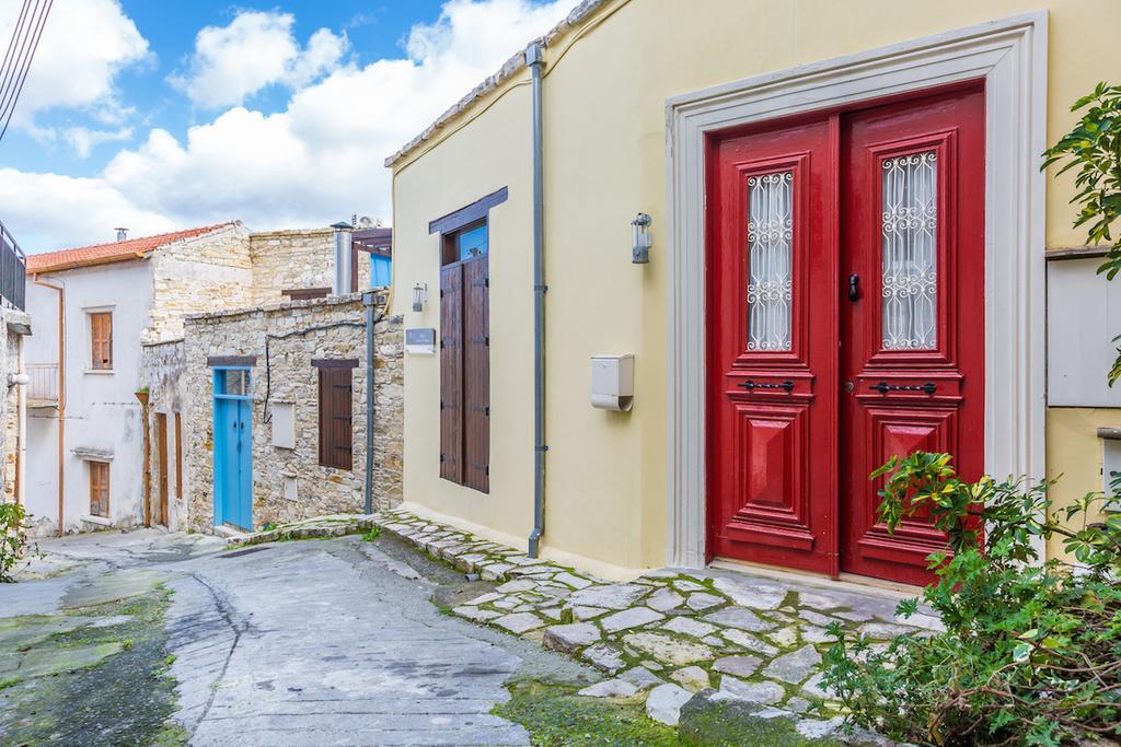 Redblue Door Two Traditional Listed Houses Pano Lefkara Exteriör bild